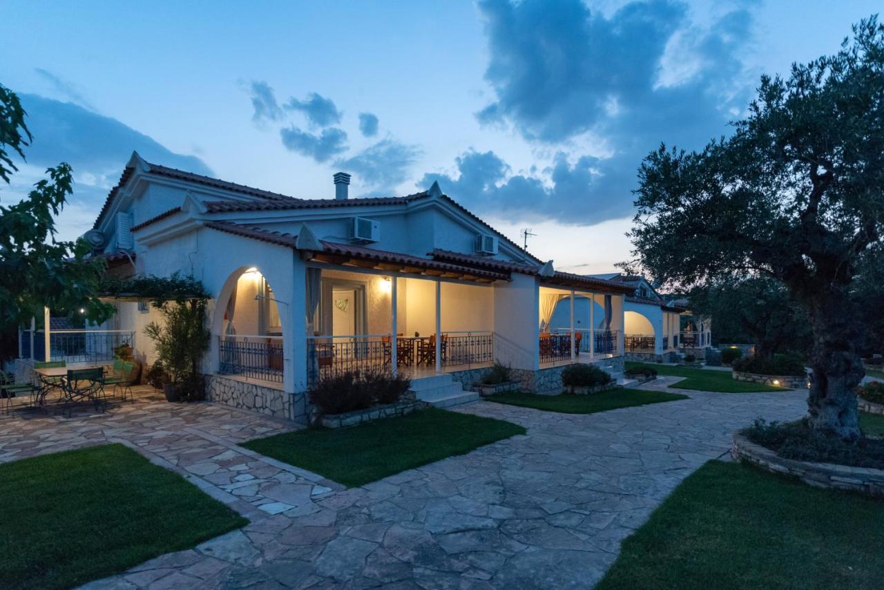 Villa Tasos Koutsoubos Koróni 외부 사진